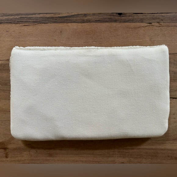 White Beaded Clutch Purse - Picture 5 of 9